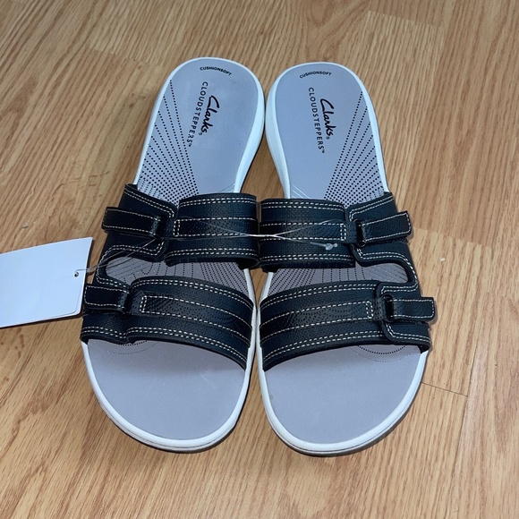 NWT Clarks Cloudsteppers Black and White Piper Flat Sandals Size 9 - Picture 3 of 6